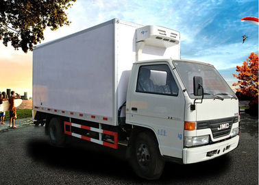 Porcellana JMC 4x2 3 tonnellate di refrigerazione della scatola di Assemblea facile del camion con termo re Unit fornitore