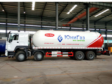 Porcellana Camion cisterna di Sinotruk HOWO 35.5m3 GPL, camion di consegna del gas di GPL per la cottura del gas fornitore