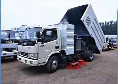 Porcellana Il camion 4cbm 6 della spazzatrice stradale di Dongfeng 4x2 spinge con l'operazione umanizzata spazzola fornitore
