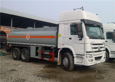 Porcellana Rimorchio resistente 20000L 20cbm del camion cisterna di HOWO 6x4 per il trasporto dell'olio fornitore