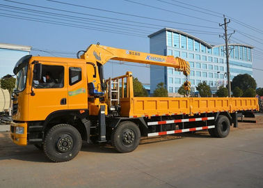 Porcellana Il camion di DFAC Dongfeng 6x2 ha montato la gru mobile CS2018XX della gru/10 tonnellate dell'asta fornitore