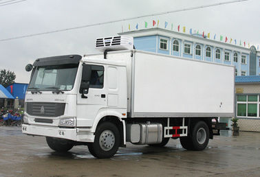 Porcellana SINOTRUK Howo ha refrigerato il camion 4x2 della scatola 5 tonnellate non di Assemblea facile di inquinamento fornitore