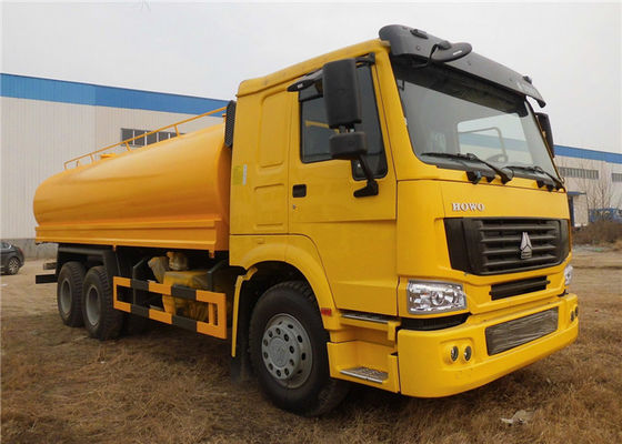 comprare Il camion del carraio di Sinotruk HOWO 10, 18000L 20000L 18 tonnellate 20 tonnellate innaffia il camion cisterna fabbricazione online