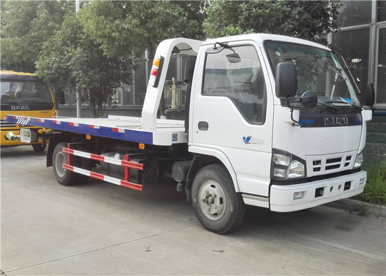 comprare Piccolo camion di rimorchio di ISUZU 4x2, 6 ruote camion di demolitore a base piatta da 3 tonnellate per due/tre automobili fabbricazione online