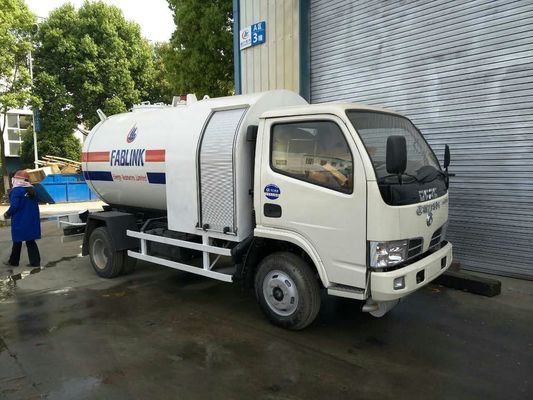 comprare 5M3 2,5 tonnellate di camion 5000L 2.5T CSCBOB del bobtail GPL con i cilindri di riempimento di GPL fabbricazione online